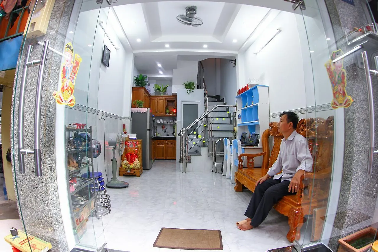 Son Thinh Guesthouse Ho Chi Minh City Vietnam